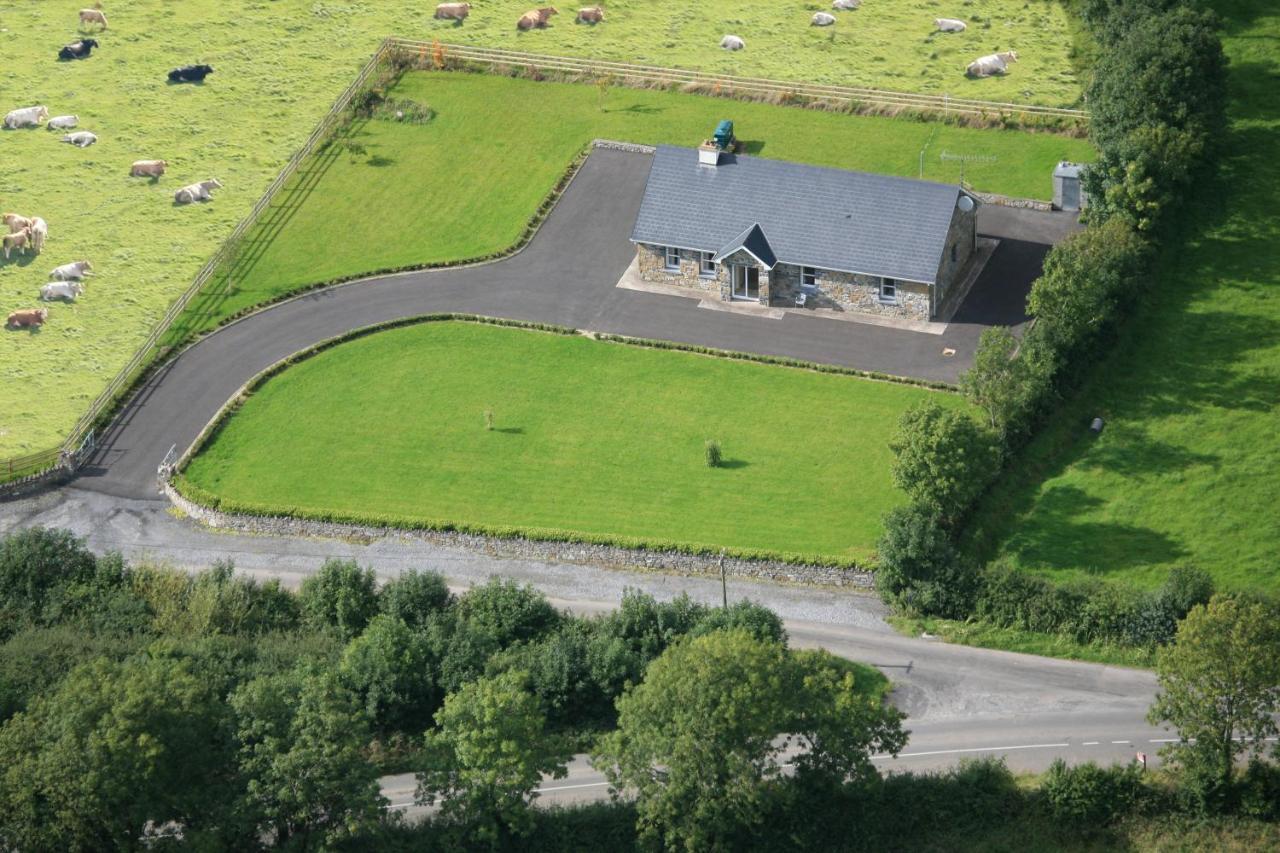 Вилла Inviting 4-Bed House In Strokestown Экстерьер фото